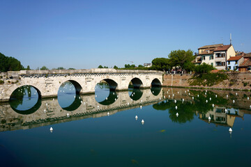 Fototapeta na wymiar Rimini: Ponte di Tiberio, Roman bridge