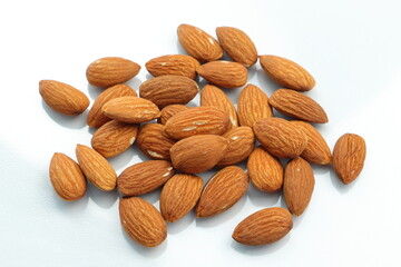 アーモンド