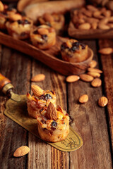 Small cakes with almonds, raisins, and honey.
