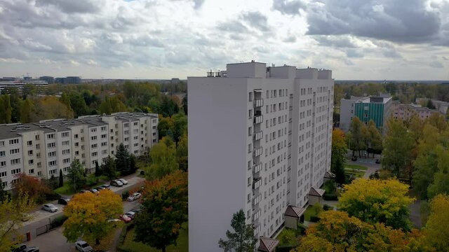 Old type of apartment buildings on 1 Sierpnia street in Warsaw, Poland, 4k video