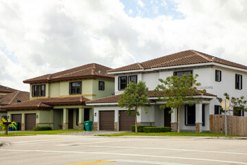 Neighborhood of Beautiful Florida houses residential properties