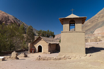 Iglesia de san Santiago ubicada en la región de de Arica y Parinacota, sector Humagata, camino al...