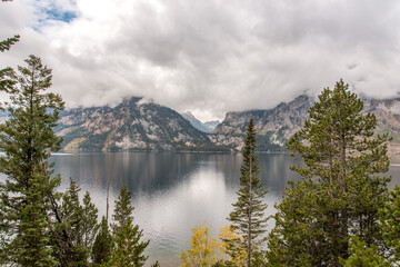 Panoramic view of the Grand Teton mountain chain and a lake in Wyoming