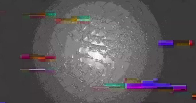 .The color CRT overflows the old smashed screen