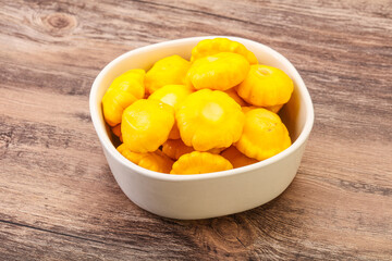 Marinated patissons in the bowl