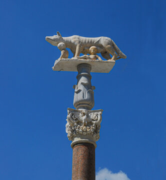 Roman she-wolf in Siena with Romulus and Remus on column.Tuscany, Italy, Europe