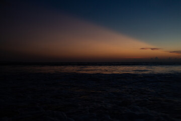 Obraz premium ocean view during sunset.