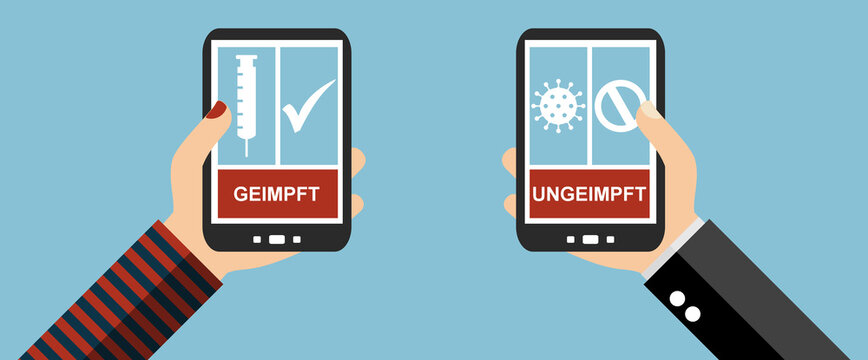 2 Personen zeigen Impfstatus auf dem Smartphone: geimpft und ungeimpft