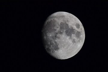 2021年11月16日　月齢11.57　19時53分