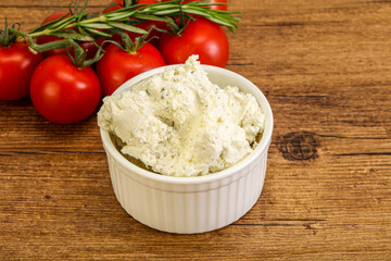Soft cream cheese with herbs