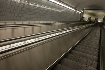 Horizontal shot of the MARTA (urban fast train) empty escalators in Atlanta - obrazy, fototapety, plakaty