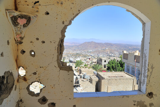 Taiz City / Southern Yemen - 21 Aug 2020 : Residential Houses Destroyed By The War Between The National Army And The Houthis In Southern Yemen.