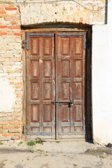 Fototapeta na wymiar old vintage door