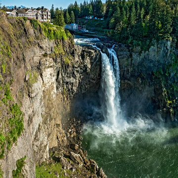 Snoqualmie Falls in Washington state, seen on a lovely spring day.