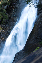 Obraz premium Waterfall in the Mountains