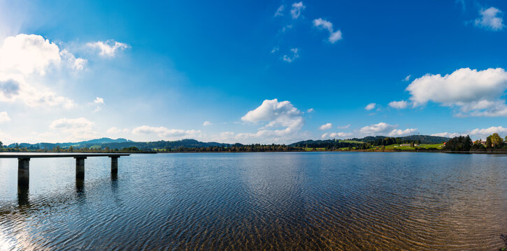 Steg, See, Panorama, Haslacher See, Bernbeuren, Oberbayern, Bayern, Pfaffenwinkel