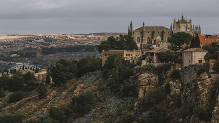 Fototapeta na wymiar View of the monastery of San Juan de los Reyes and the outskirts of Toledo.