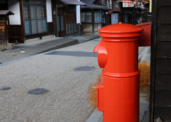 Fototapeta na wymiar 奈良井宿の郵便ポスト