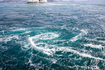 鳴門の渦潮