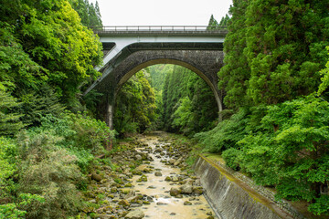 大きな石橋