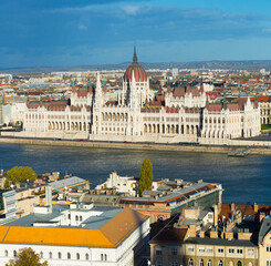 Fototapeta premium Picturesque scenery of Budapest with Hungary parliament residence
