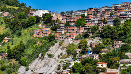 Photograph of low-income peripheral community popularly known as “favela” in Rio de Janeiro, Brazil © @renatopmeireles