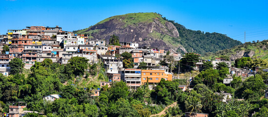 Photograph of low-income peripheral community popularly known as “favela” in Rio de Janeiro, Brazil © @renatopmeireles