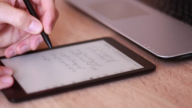 Writing formula in digital tablet