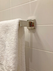 toalla blanca  baño hotel casa IMG_4140-as21 - obrazy, fototapety, plakaty
