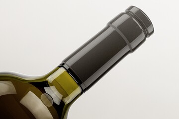 Wine bottle capsule, black design space