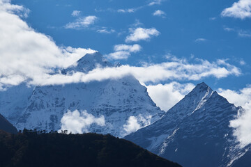 Fototapeta na wymiar View to Mt. Ama Dablam, Khumbu Valley, Nepal