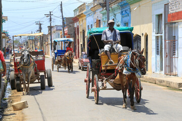 Naklejka na ściany i meble Pferde-Kutsche auf Kuba (Karibik