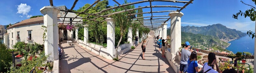 Obraz premium Ravello - Panoramica dal balcone di Villa Rufolo