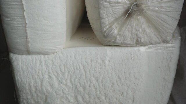 Building material mineral wool insulation made from recycled recycled syre