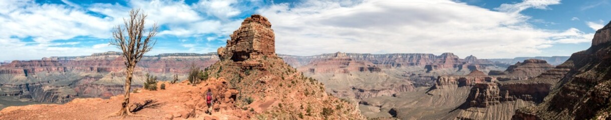 Scenic view on the Grand Canyon from South Kaibab Trail, Arizona