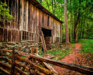 An old rustic rural barn deep in the mountains © Furnell ArtWerks