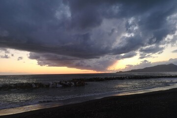 Obraz premium sunset over the sea