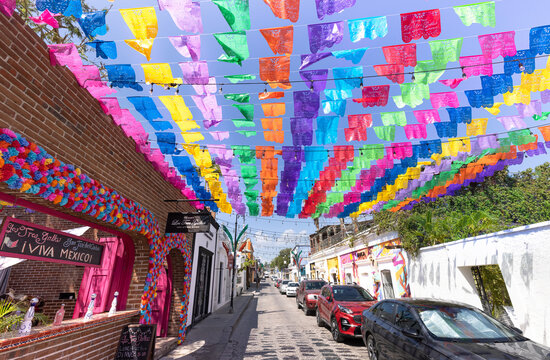 San Jose del Cabo, Baja California, Mexico, September 10, 2021: Scenic colonial streets and architecture of San Jose del Cabo in historic city center, hub for culture and numerous art galleries