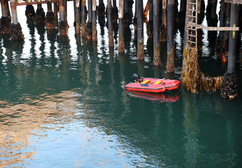 red boat