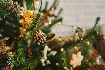 Beautiful decorated Christmas tree with natural decor.