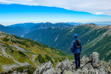 Fototapeta premium 雄大な山岳風景