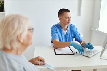 Obraz premium patient at the doctor's appointment Hospital visit