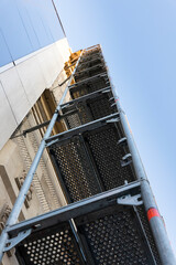 Obraz premium Scaffold mounted on the building at the construction site