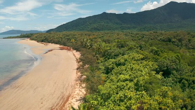 Myall Beach, Daintree National park, Australia