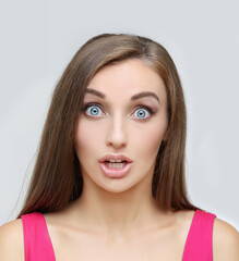Portrait of surprised girl ,of shocked woman