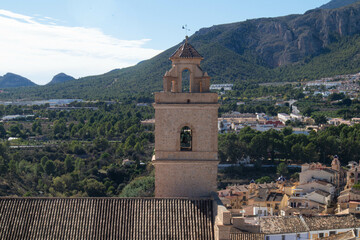 campanario de la iglesia cúpula