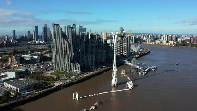 Aerial view of Emirates Air Line cable cars. The service is the UK's first urban cable car running across the Thames from the O2 to the Excel centre.