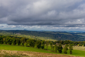 Fototapeta premium Unterwegs zum Aussichtspunkt Noahs Segel in der wunderschönen Rhön - Thüringen