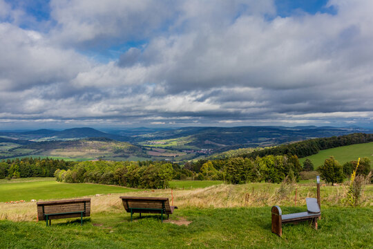 Unterwegs zum Aussichtspunkt Noahs Segel in der wundersch&ouml;nen Rh&ouml;n - Th&uuml;ringen