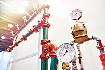 Pressure gauges extinguishing system in exhibition